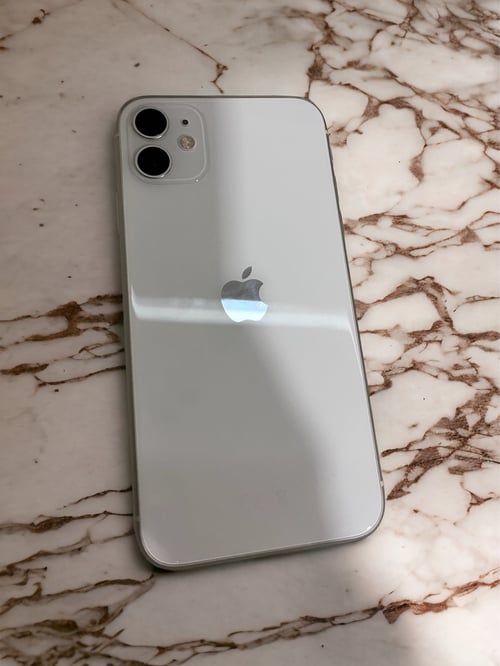 iPhone 11 64 Gb white