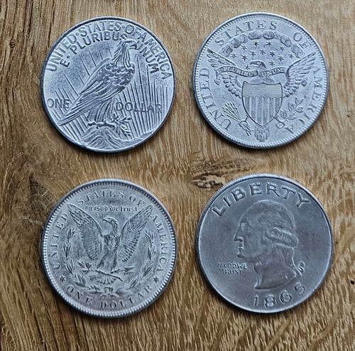 Американски долар монета 8 броя монети