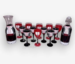 Рисуван комплект чаши за вино, чаши за аперитив, гарафа и бутилка Българска Носия