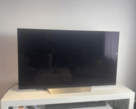 Телевизор LG Oled 65” C7V / като нов /