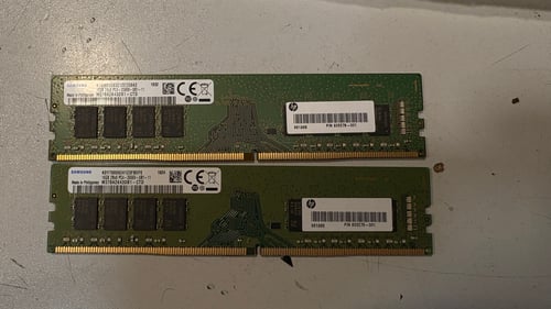 32GB (2x16GB) DDR4 Samsung PC4-2666V (2666-Mhz,CL-19,1.2V)