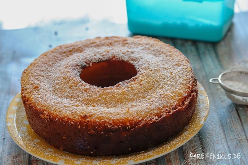 Eierlikörkuchen | Rührkuchen aus dem Omnia Backofen