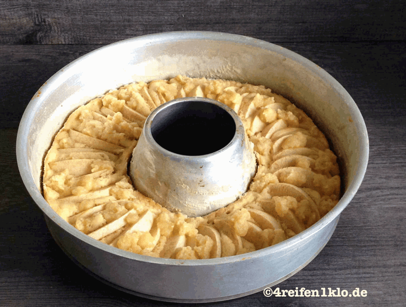 Apfelkuchen aus dem Omnia Backofen