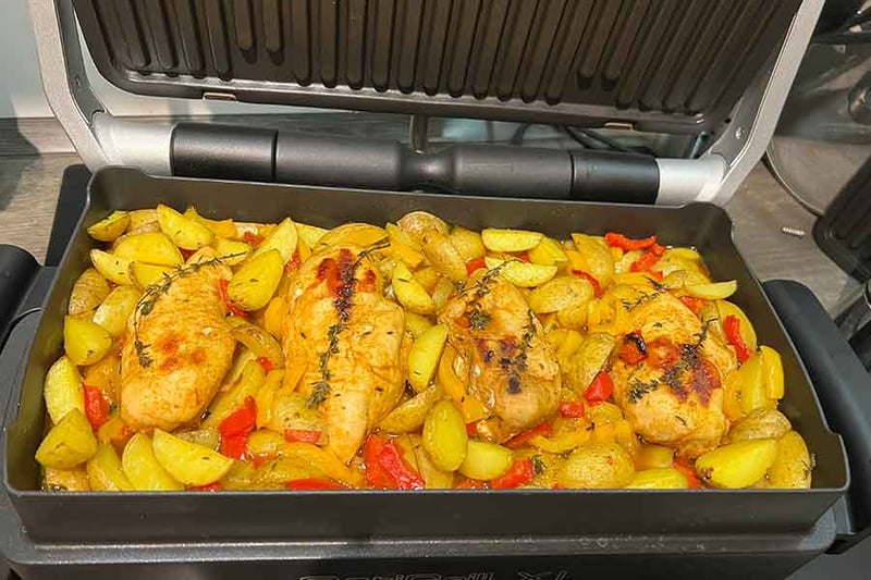 Hähnchenbrust auf Thymian Kartoffeln aus dem Optigrill