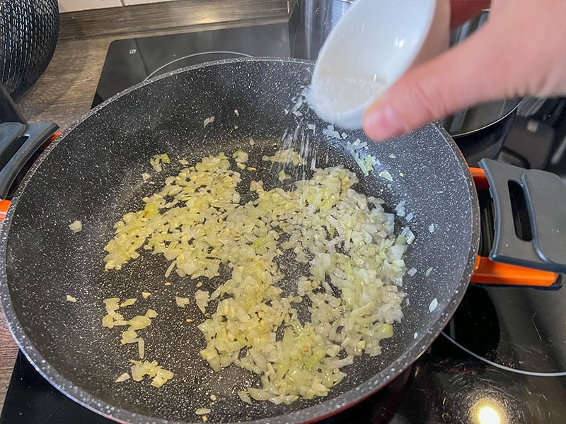 Schnelle Tomatensoße | in 20 Minuten | BIANCAS-KITCHEN