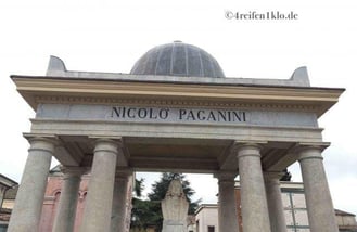 Grabinschrift von Nicolo Paganini