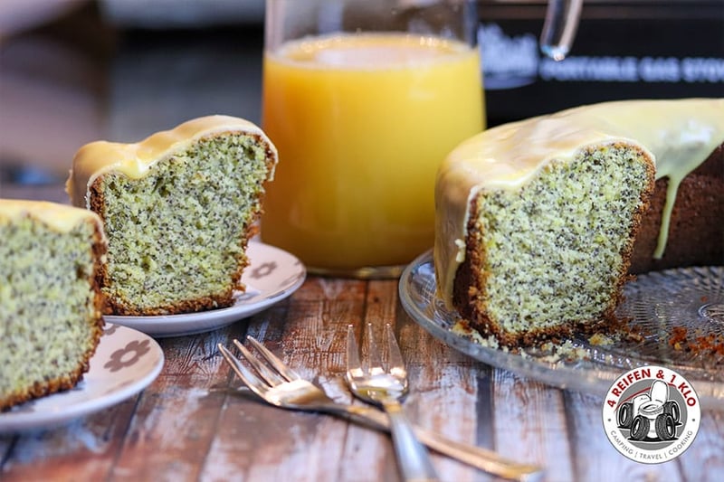 Orangen-Mohn-Kuchen aus dem Omnia-Backofen