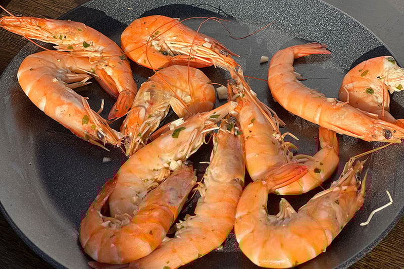 Garnelen mit Cocktailsoße | 4 REIFEN 1 KLO