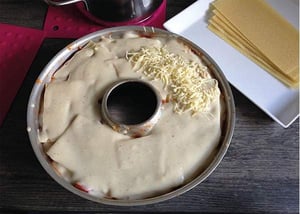 Lasagne mit Käse aus dem Omnia-Ofen