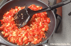 tortilla espanola-omnia backofen-gemuese braten