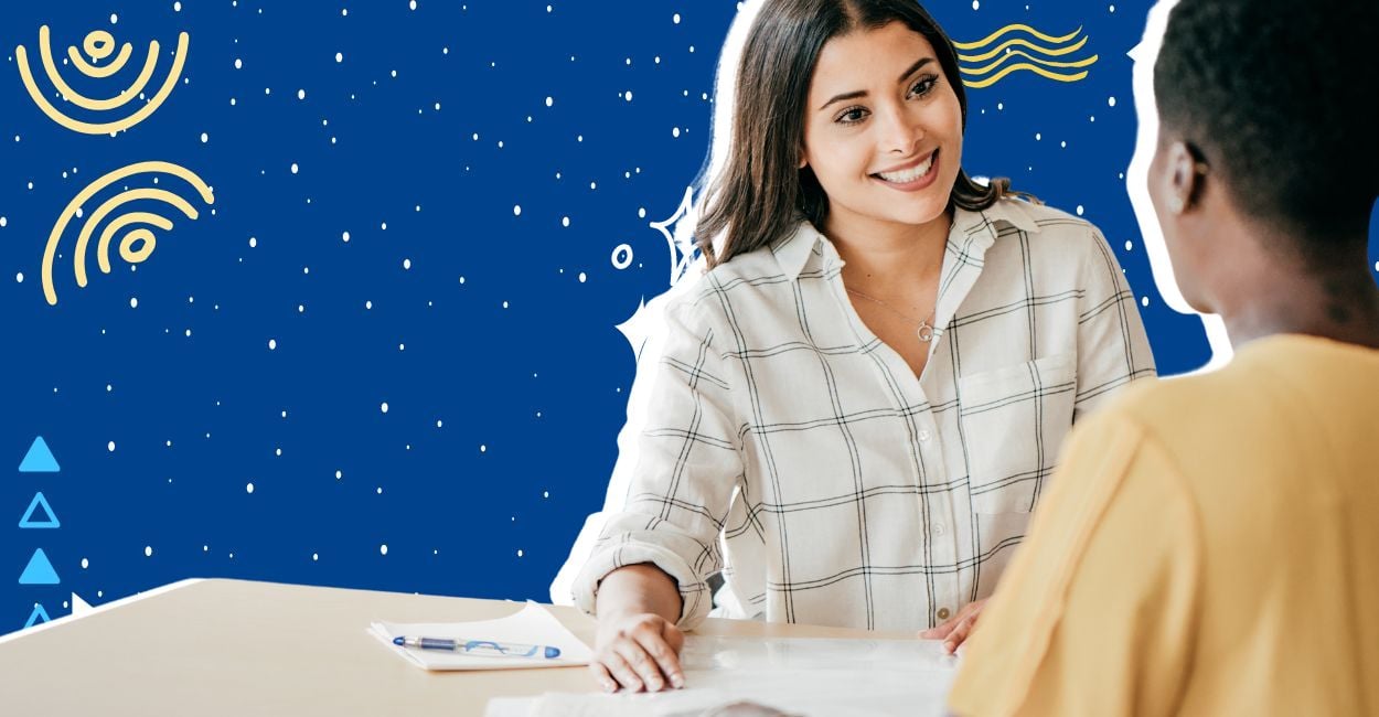 How to Be a Good Interviewer (With Pro Tips & Examples)