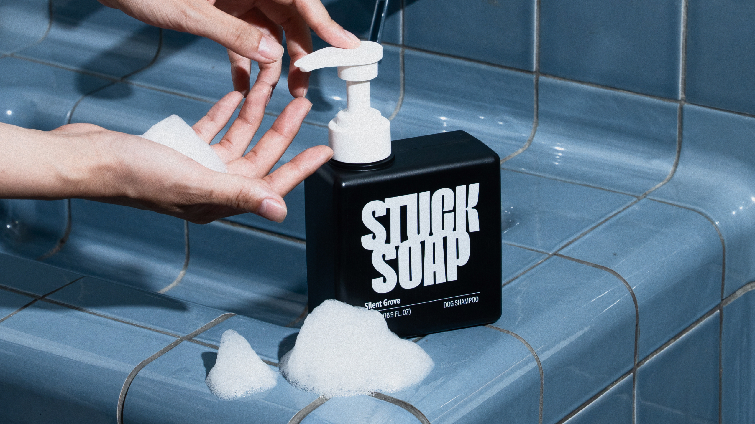 STUCK SOAP
브랜드 디자인