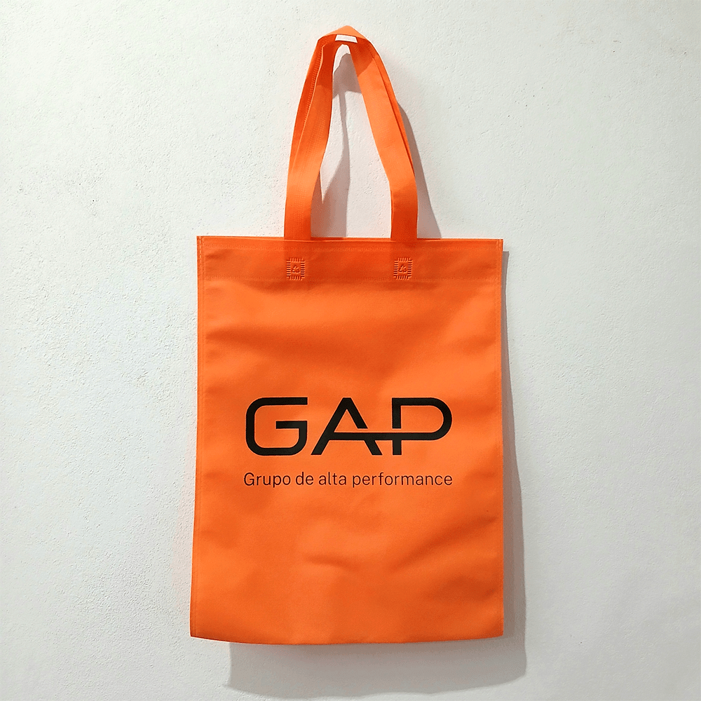 Sacola ecobag laranja 35X45 personalizada com o logo preto da Gap