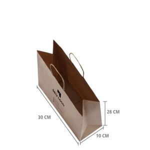 Sacola papel kraft personalizada 28x30x10 destacando a base