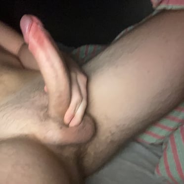 A thick, 18cm white cock, promising a satisfying pic from Norway.