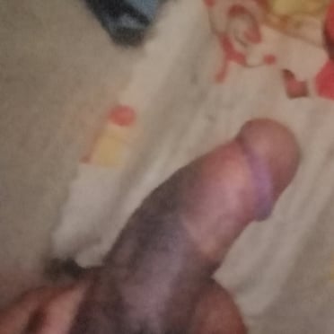 Beautifully veiny and thick dick pic from the Philippines.