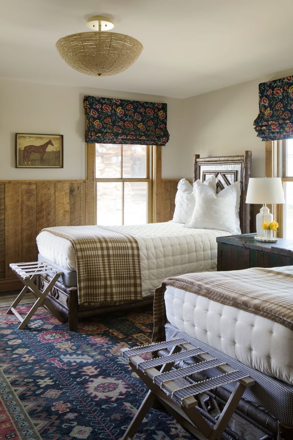 Golf Cabins - Exterior View 05