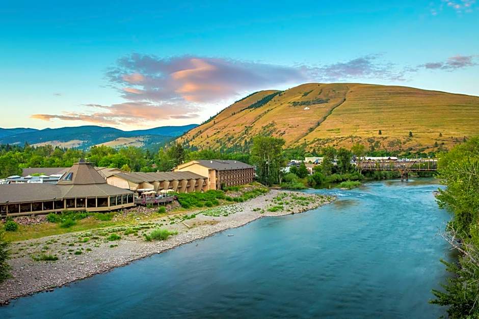 Edgewater Hilton Hotel in Missoula
