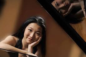 Claire-Huangci-piano--PHOTO-1
