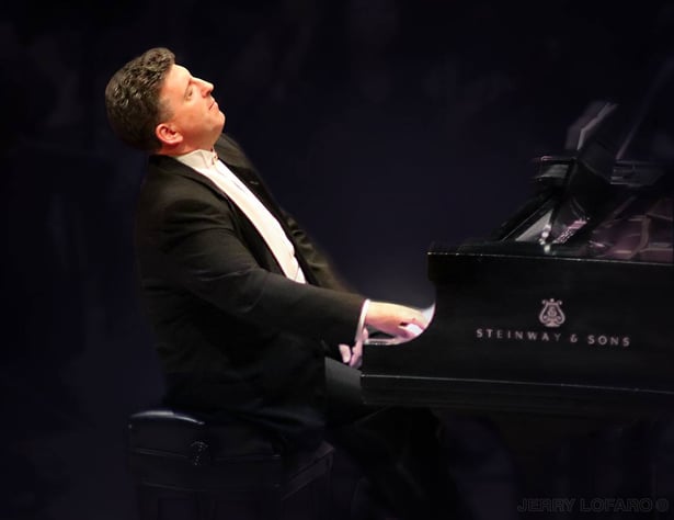 Glacier Symphony Kicks Off a Season of Celebration with Powerhouse Pianist Jeffrey Biegel
