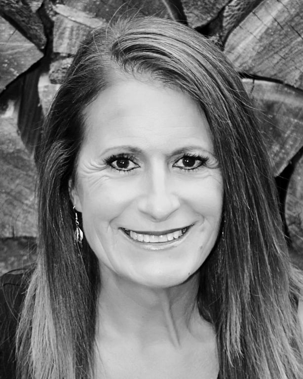 LISA WOOD profile photo