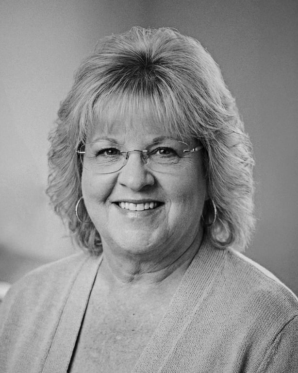 YVONNE HANSON profile photo