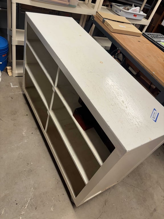 White metal rolling cart - Image 2