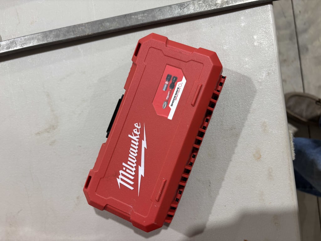 Milwaukee Bit Set - Image 2