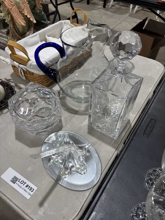 4 Pieces of Misc Glassware - Image 2