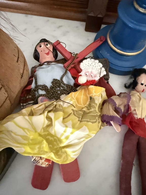 VTG FOLK ART & NOVELTY ITEMS - Image 2