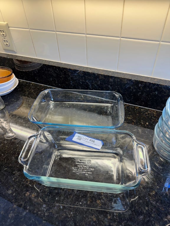 Anchor loaf dish & misc baking dish - Image 2