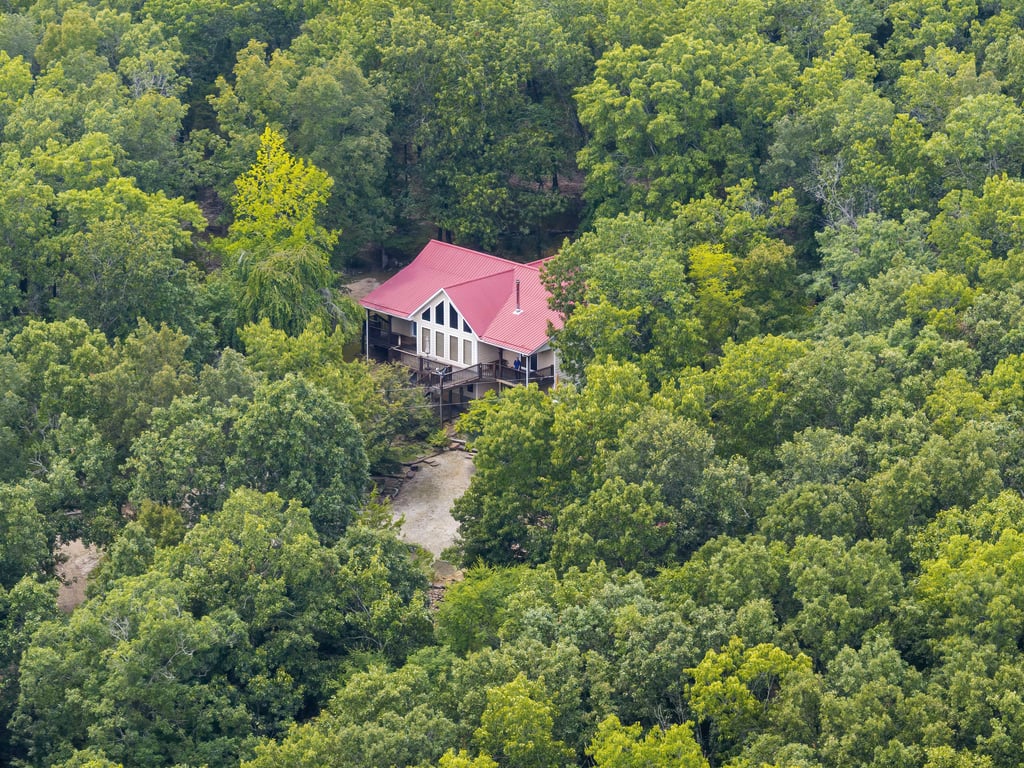 3 bed 3 bath home on 26.19 acres - Image 9