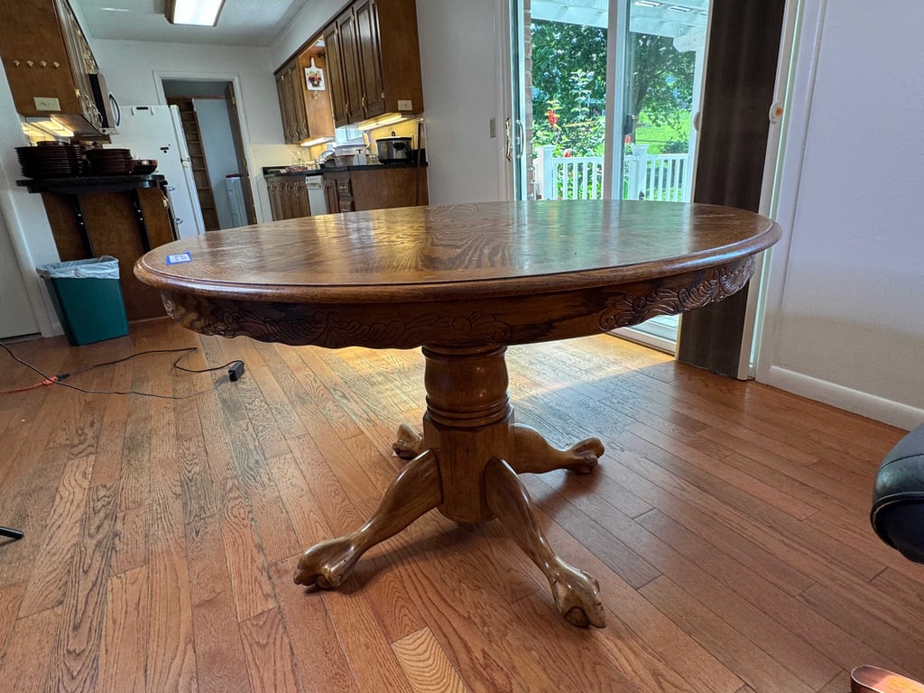 Round dining table - Image 6