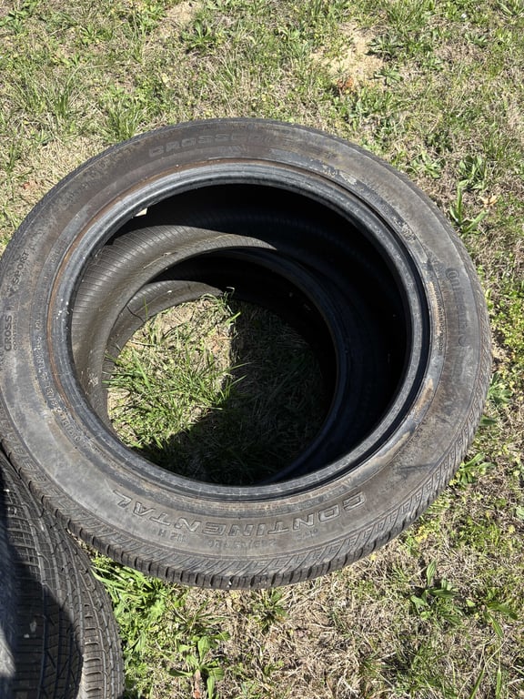 4 Continental Tires - Image 4