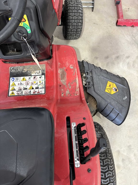 Troy-Bilt 42" Riding Mower - Image 5