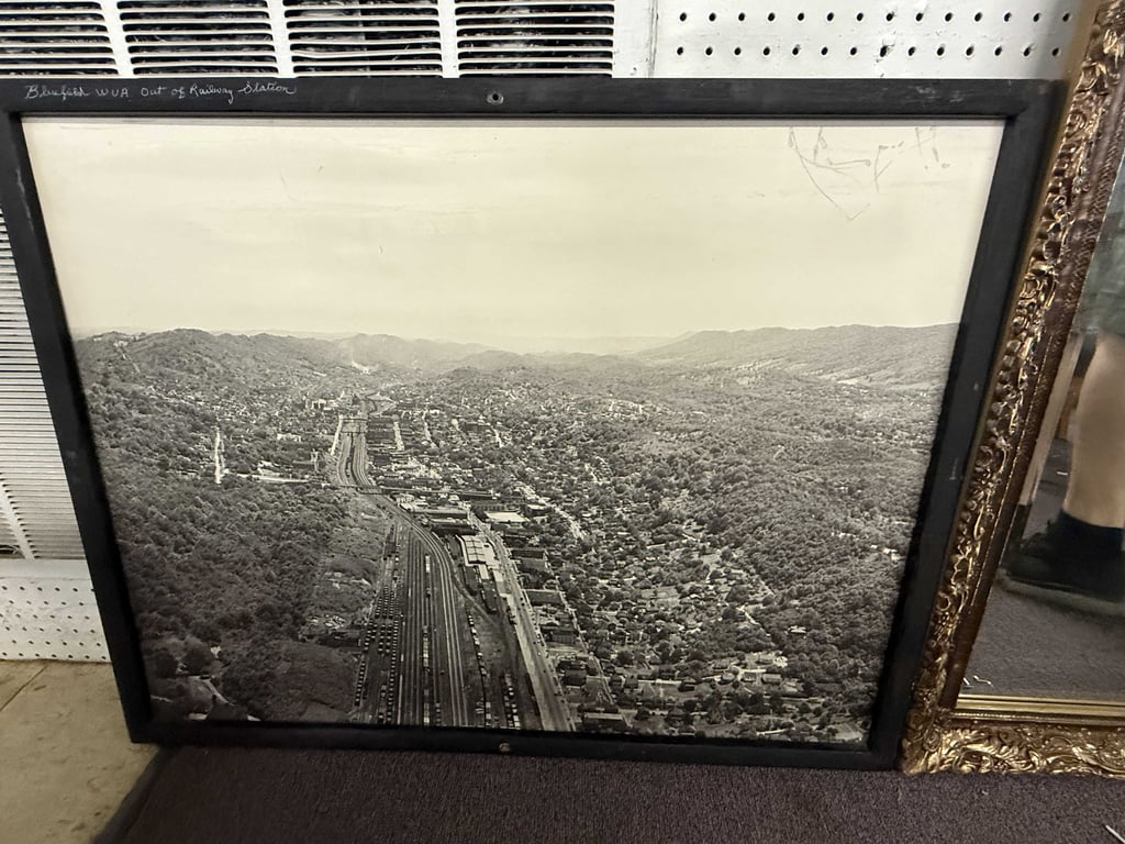 VTG BLACK & WHITE PHOTO OF BLUEFIELD, WV