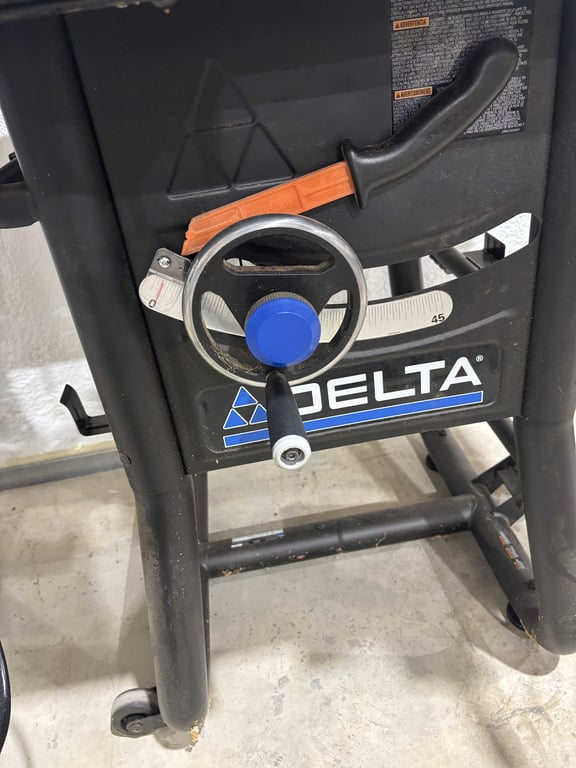 Delta Table Saw - Image 4