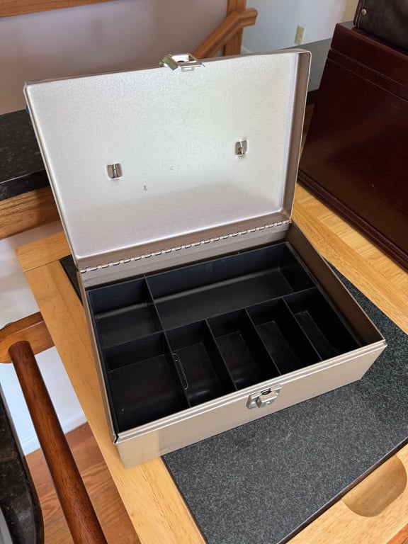 Metal cash box - Image 2