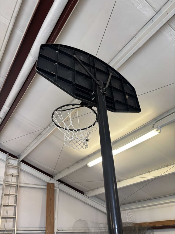 Basketball Goal - Image 3