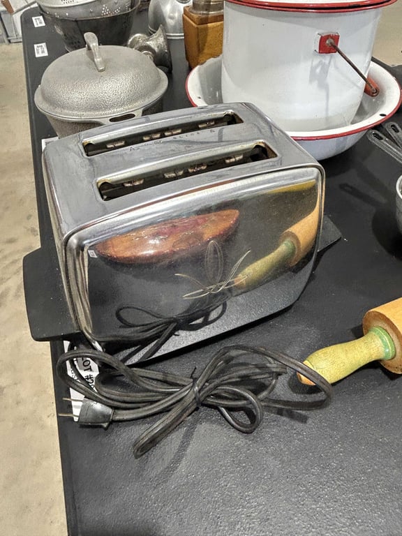 Toaster - Image 2