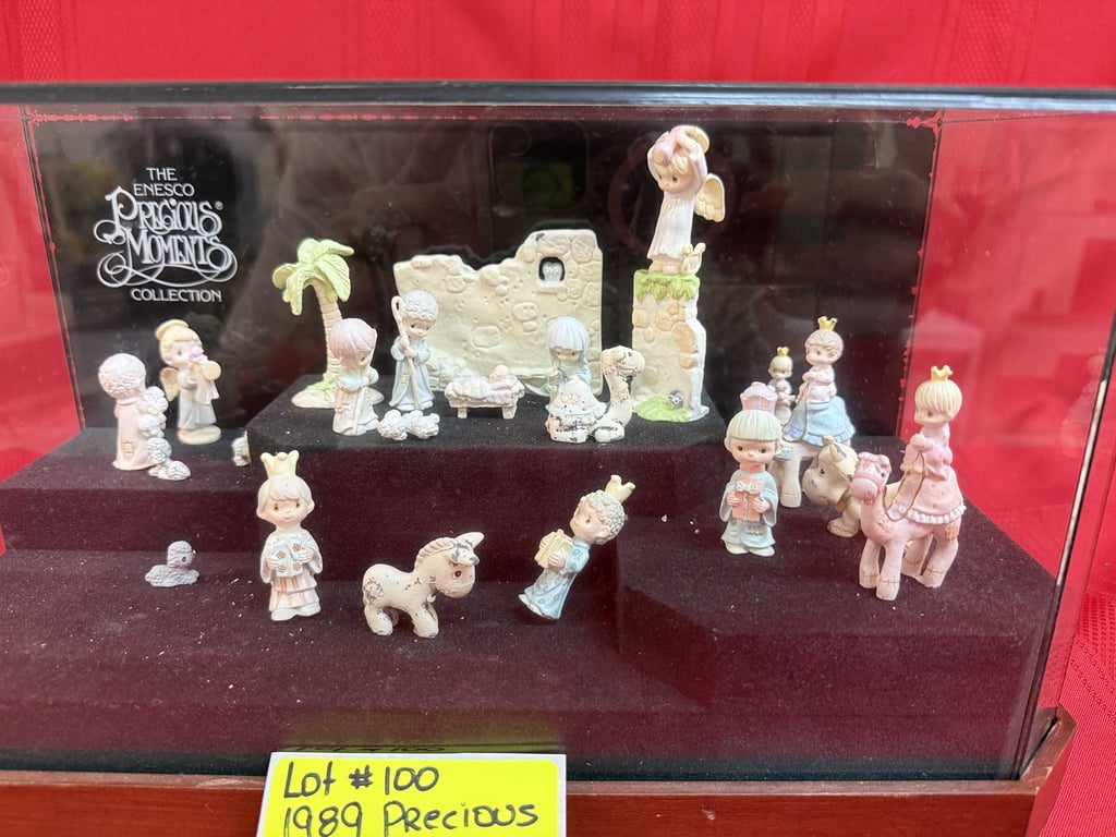 PRECIOUS MOMENTS 1989 MINI NATIVITY - Image 2