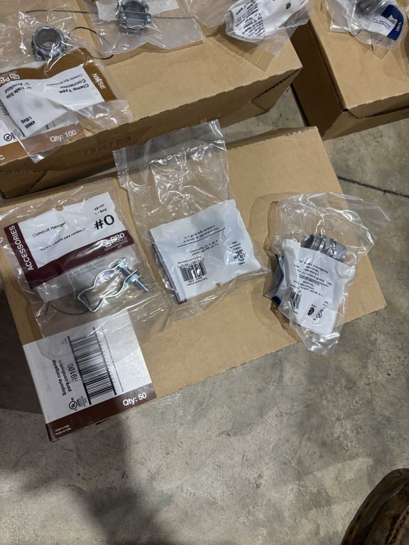 Tote of unions, connectors, couplings, etc - Image 2