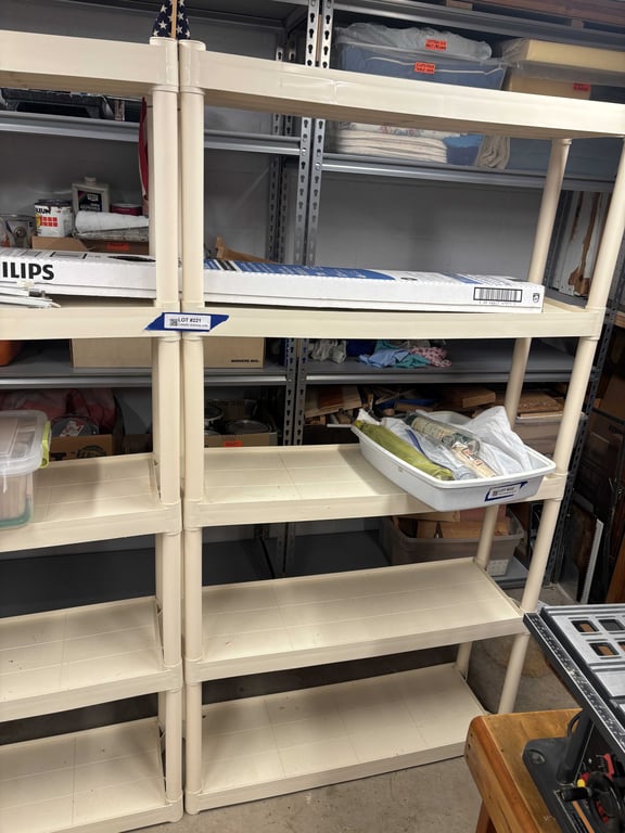 2 plastic shelving units - Image 2