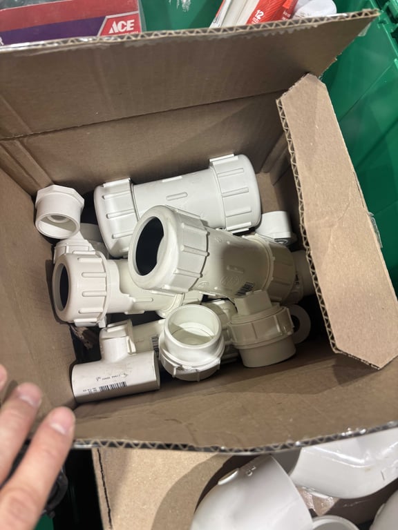 Tote of PVC fittings  - Image 2