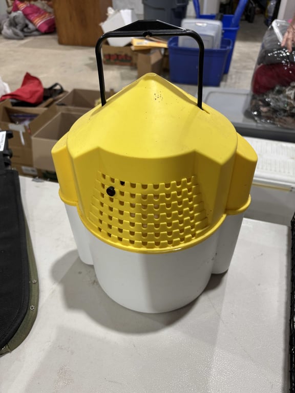 Live Bait Container - Image 2