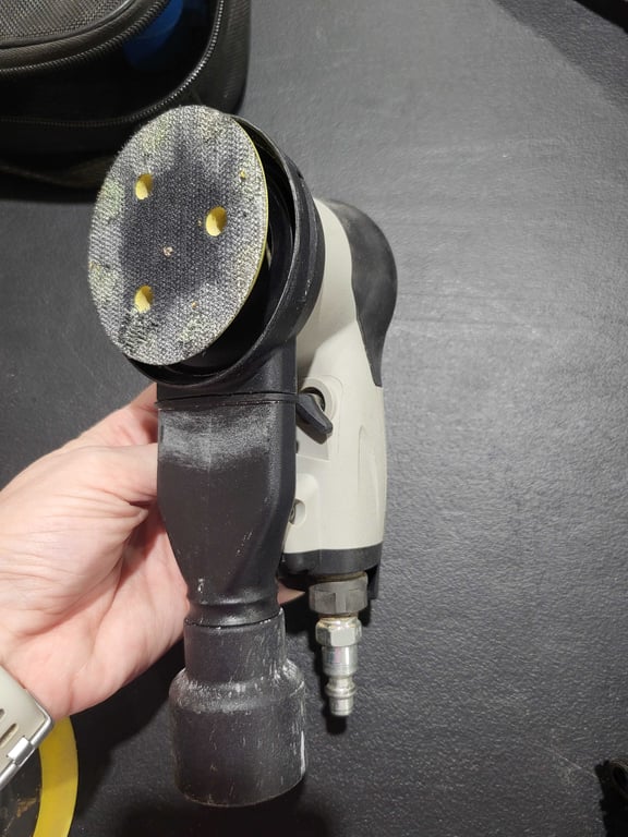 Pneumatic orbital sander - Image 3