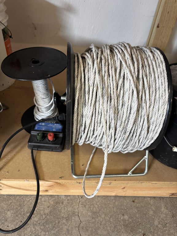 Electric Fence and Fencing Supplies - Image 2