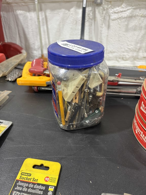 Misc bits, screws, etc