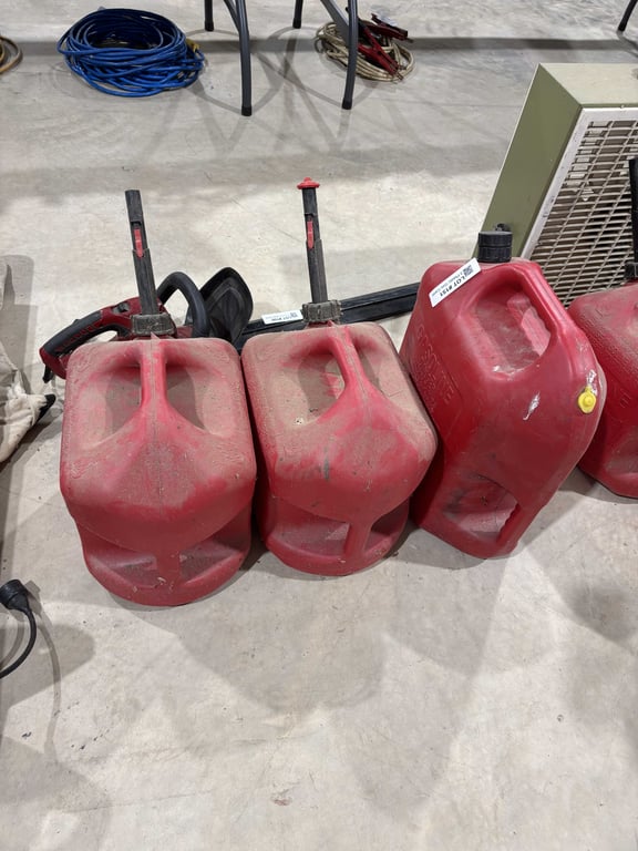 3 Plastic Gas Cans