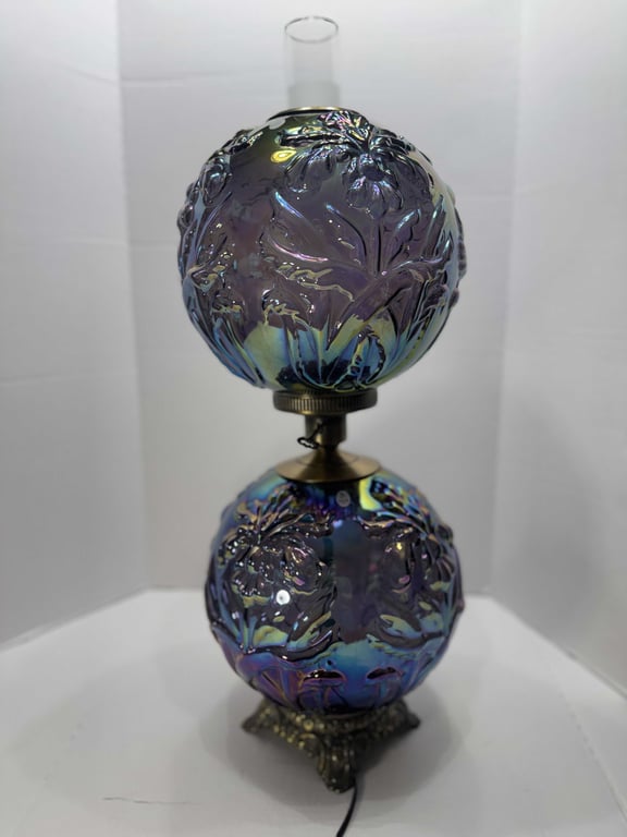 Image for Fenton Gone with the Wind Regal Iris Purple Amethyst Carnival Glass (1970s–1980s)